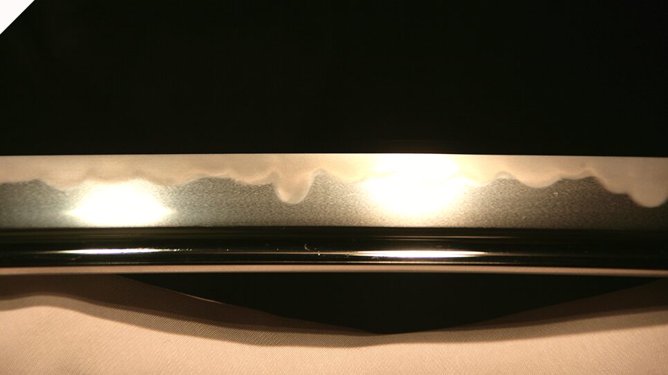 日本刀の「沸（にえ）」と「匂（におい）」とは？刃文の美しさを決める粒子の正体