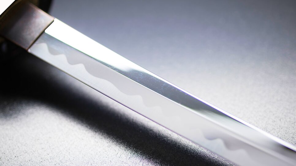 日本刀に浮かぶ白い影「映り」の正体