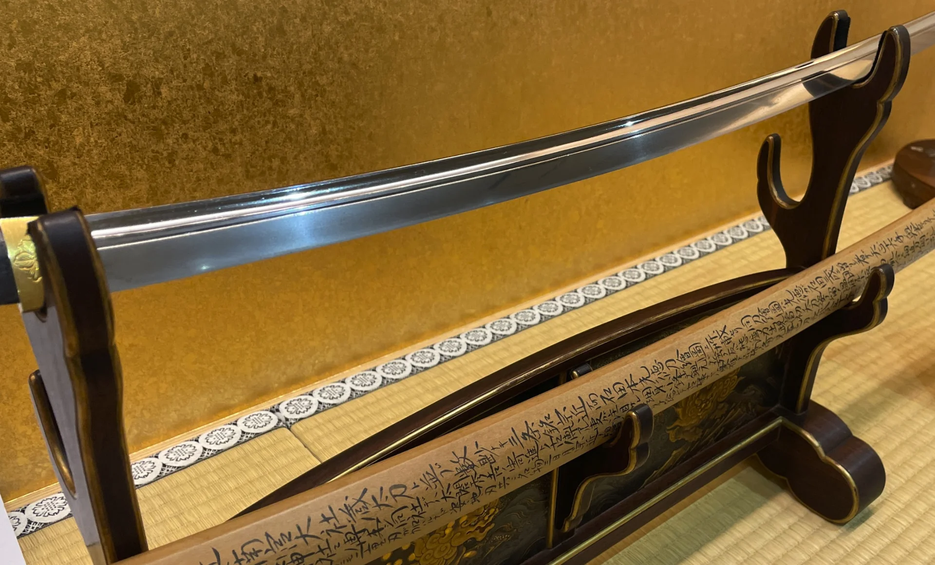 超美品刀装具　刀　甲冑　時代　オリジナル　赤銅地　鷺図象嵌縁頭（初品・買取品） 鍔、刀装具